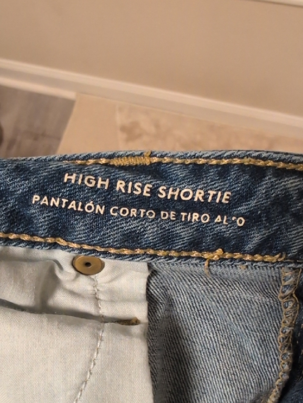 Universal Thread High Rise Shortie Shorts - Picture 3 of 5